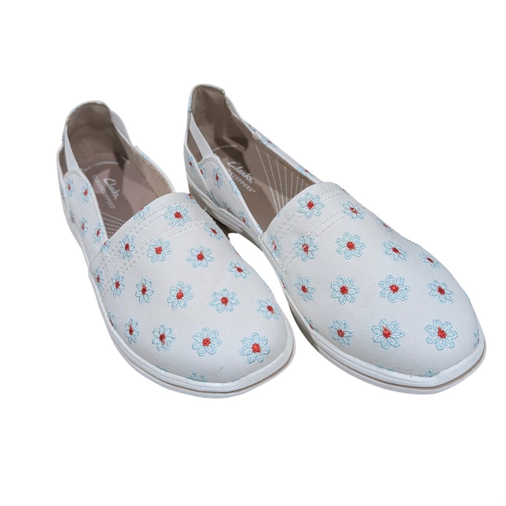Clarks Cloudsteppers Breeze Step White Floral Daisy Slip On‎ Flats 11M NIB